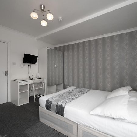 Tulsi Croydon ApartHotel Exterior foto