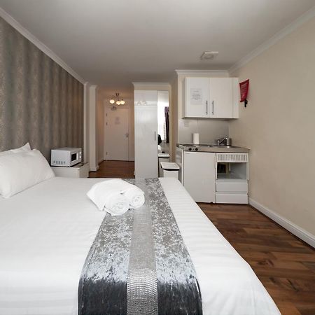 Tulsi Croydon ApartHotel Exterior foto