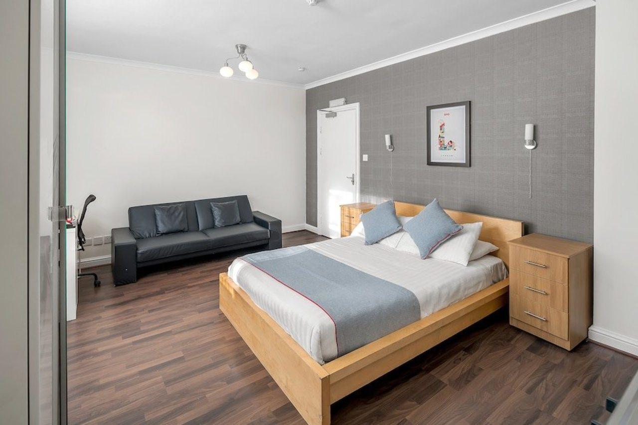 Tulsi Croydon ApartHotel Exterior foto