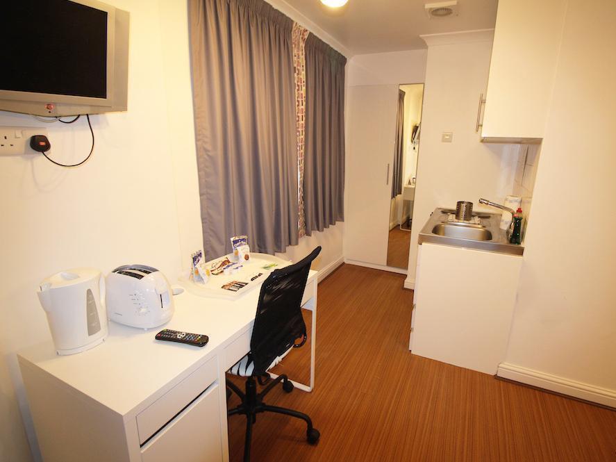 Tulsi Croydon ApartHotel Exterior foto