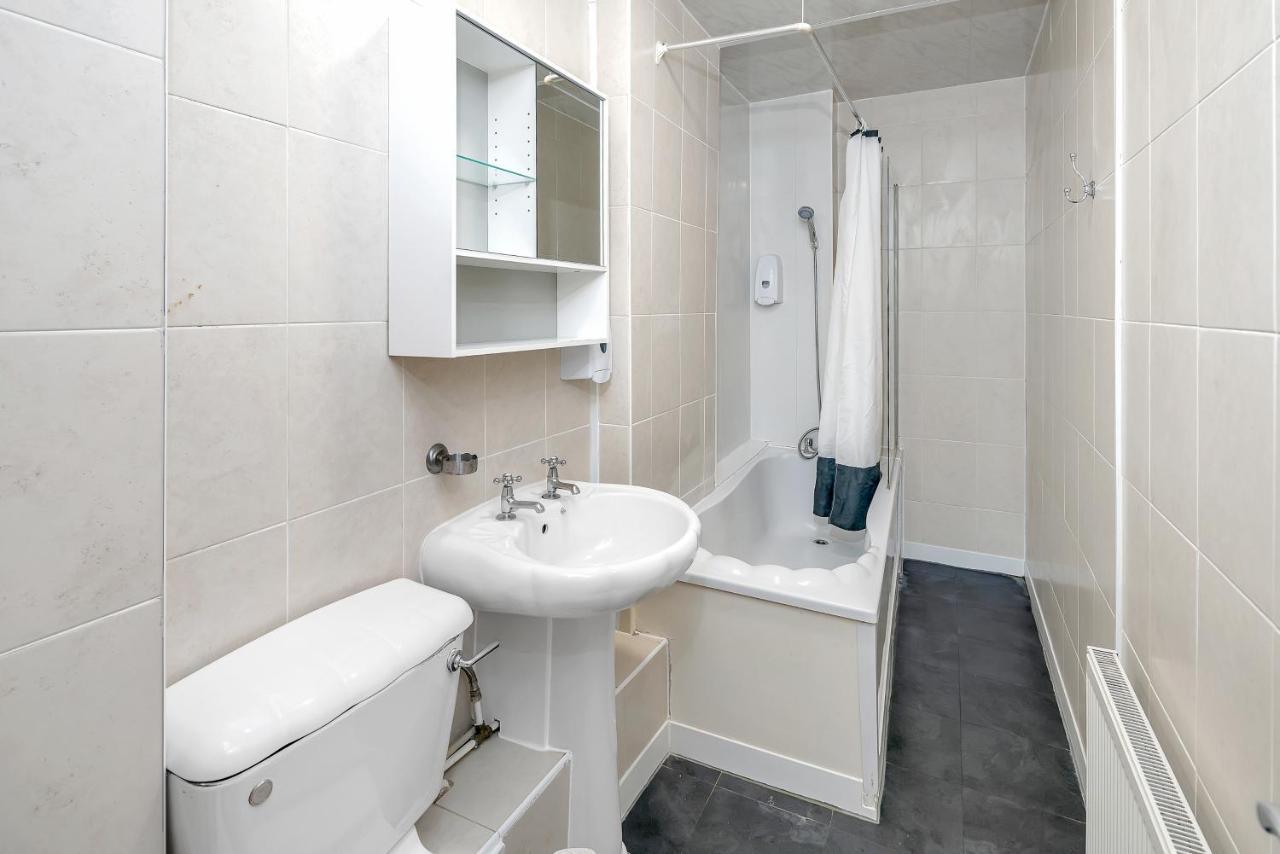 Tulsi Croydon ApartHotel Exterior foto