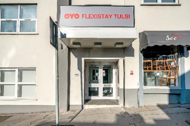 Tulsi Croydon ApartHotel Exterior foto